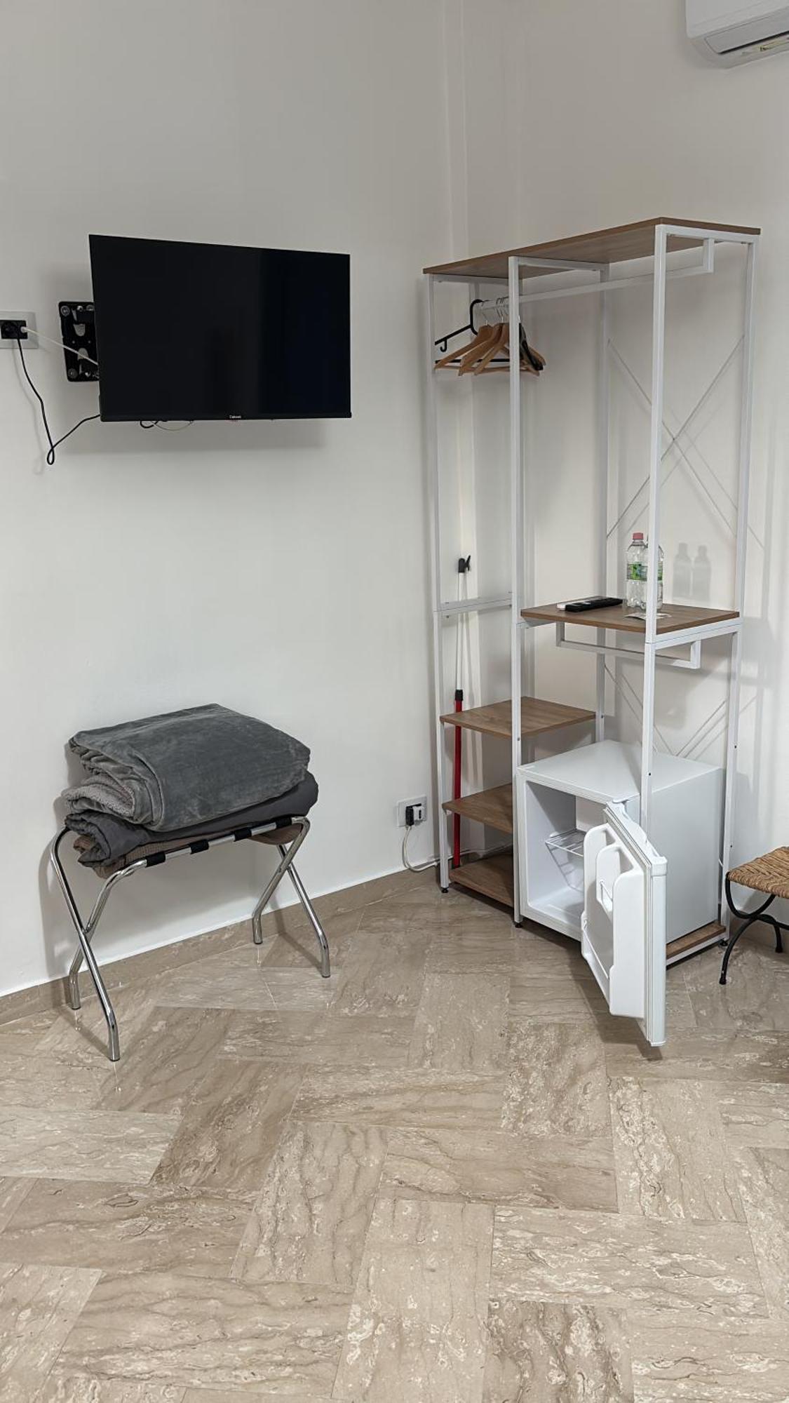 Ginevra Rooms Бари Екстериор снимка